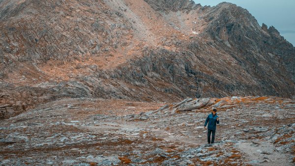 Quels sont les secrets pour une randonnée réussie dans les montagnes de l'Altaï, Russie : équipements et conseils ?